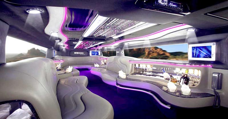 Limousine Buses Perfect Party Venues and Vehicles